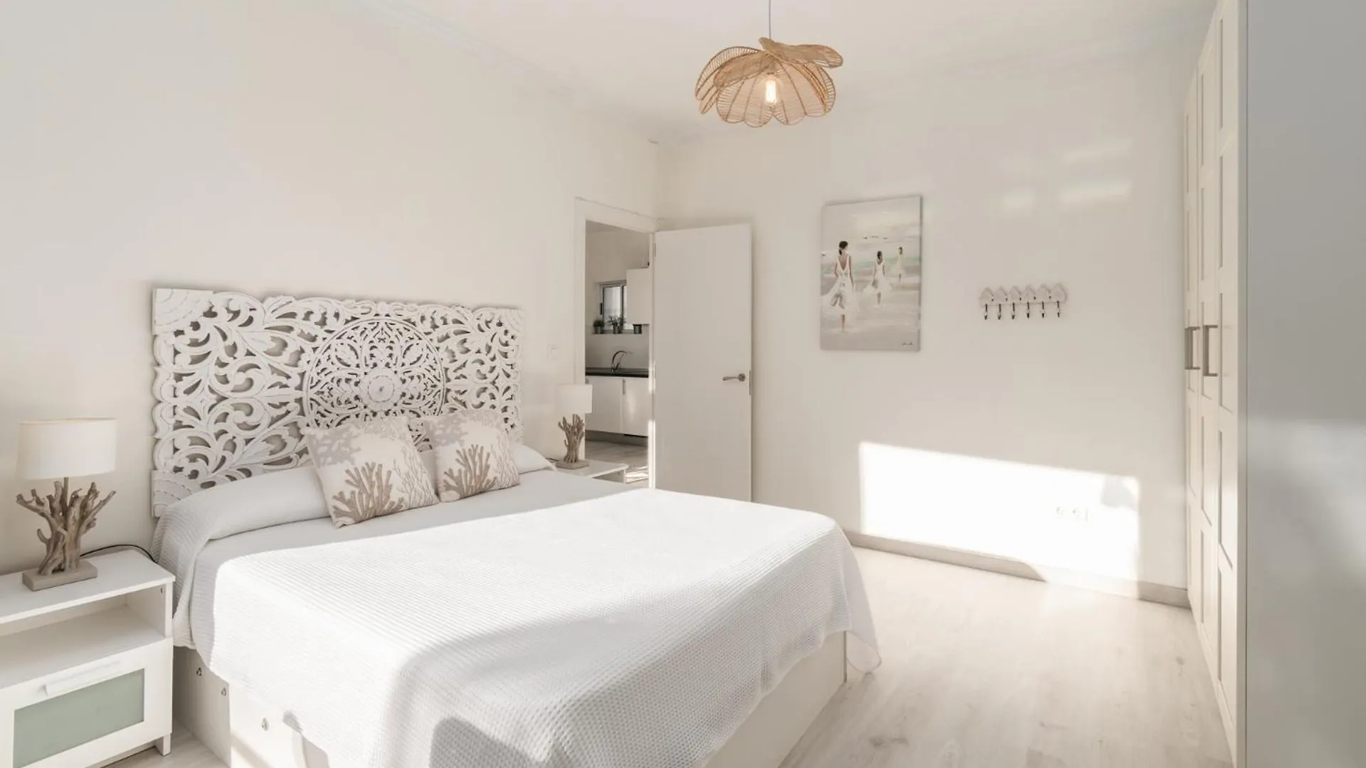 Stunning Beachfront Apartment With Sea Views Benalmadena